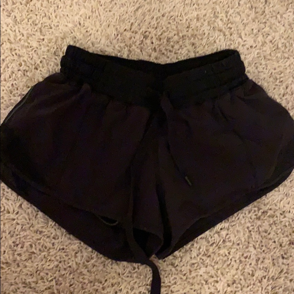 Lululemon Hotty Short *2.5”